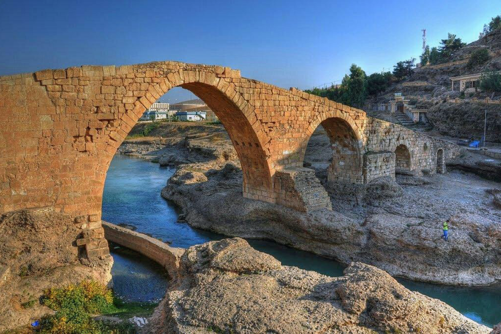 Delal Bridge (Abbasi)